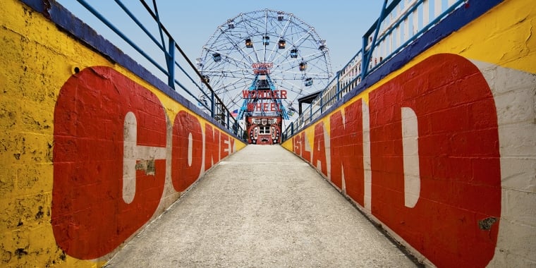 Deno&#039;s Wonder Wheel Amusement Park - Coney Island, New York City